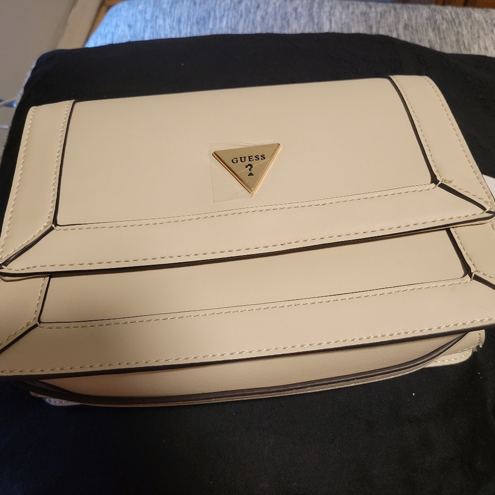 Guess purse